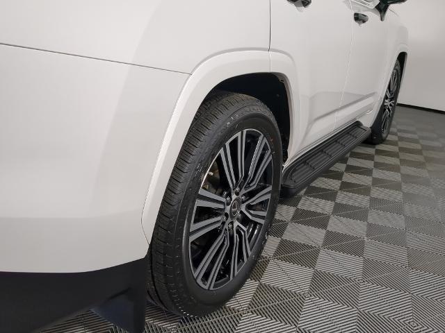 2023 Lexus LX Luxury