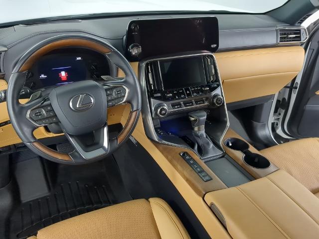 2023 Lexus LX Luxury