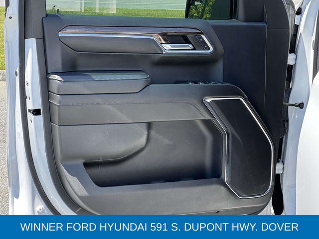 2024 Chevrolet Silverado 1500 4WD Crew Cab Short Bed LT with 2FL