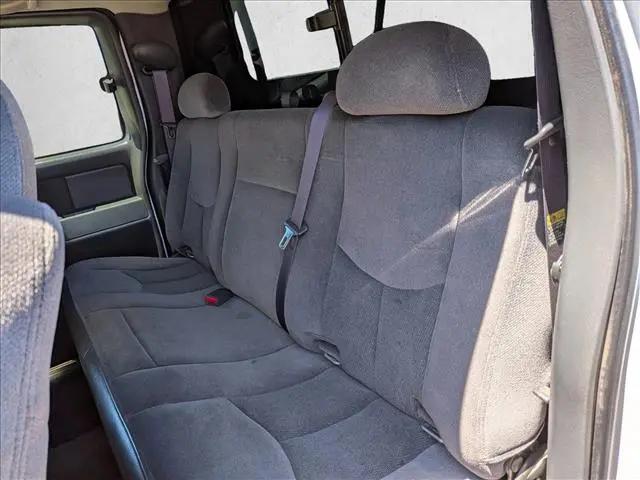 2006 GMC Sierra 2500HD SLE1