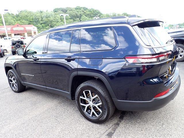 2023 Jeep Grand Cherokee L Limited 4x4 2023 Jeep Grand Cherokee L Limited 4x4