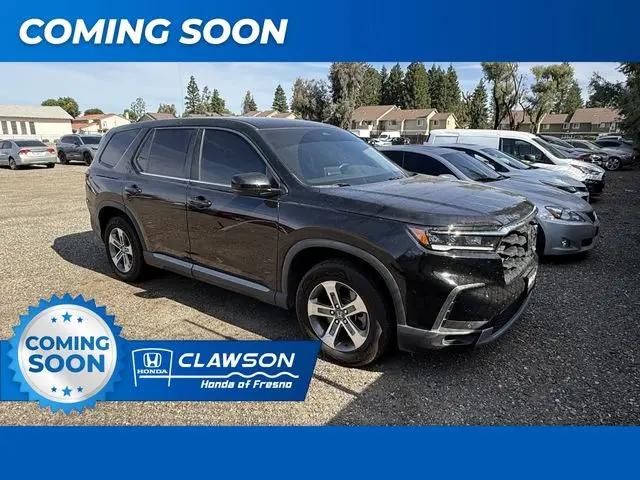 2023 Honda Pilot 2WD EX-L 7 Passenger for sale in Fresno, CA