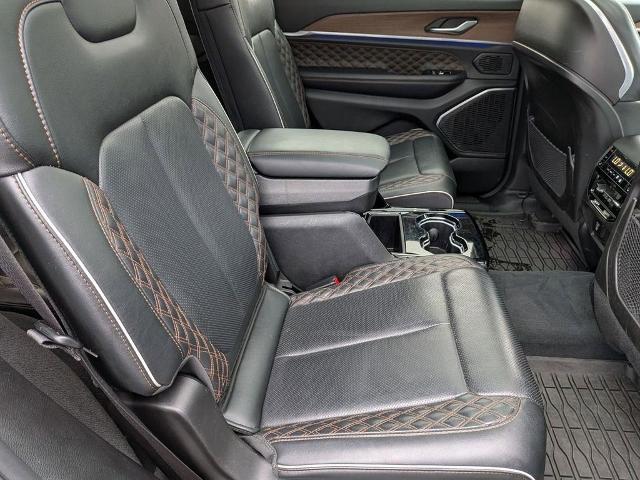 2023 Jeep Grand Cherokee L Summit 4x4