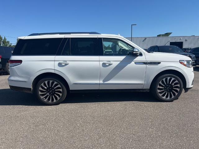 2023 Lincoln Navigator Black Label