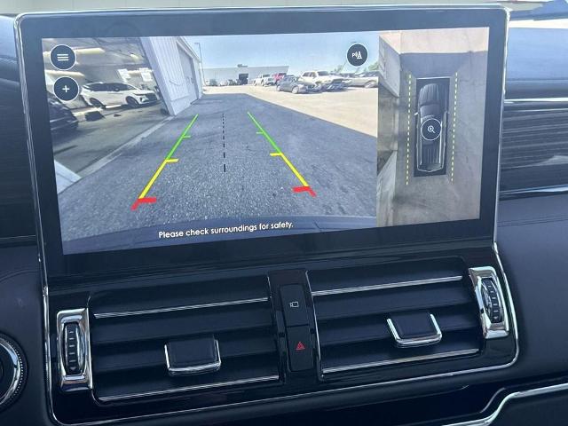 2023 Lincoln Navigator Black Label