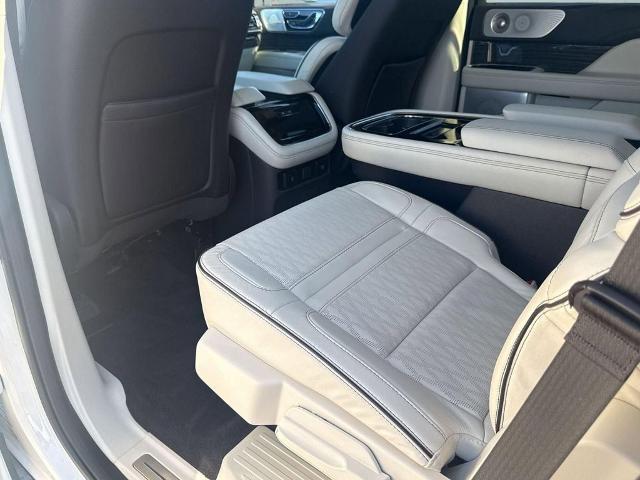 2023 Lincoln Navigator Black Label