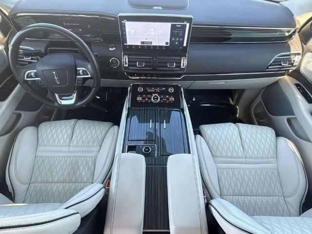 2023 Lincoln Navigator Black Label
