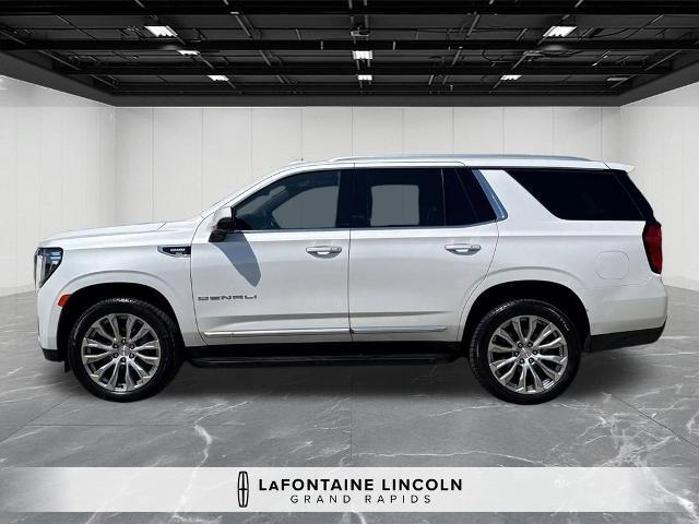 2022 GMC Yukon 4WD Denali