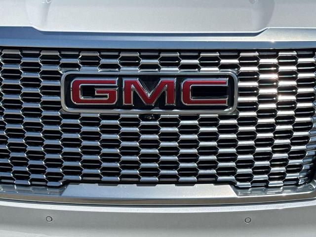 2022 GMC Yukon 4WD Denali