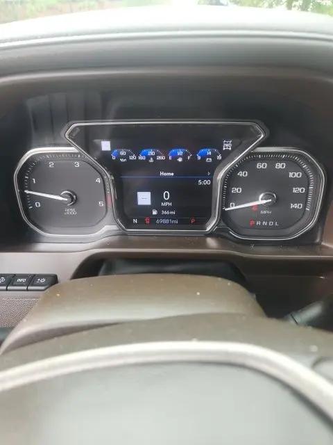 2022 GMC Sierra 2500HD 4WD Crew Cab Standard Bed Denali