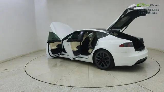 2022 Tesla Model S Dual Motor All-Wheel Drive