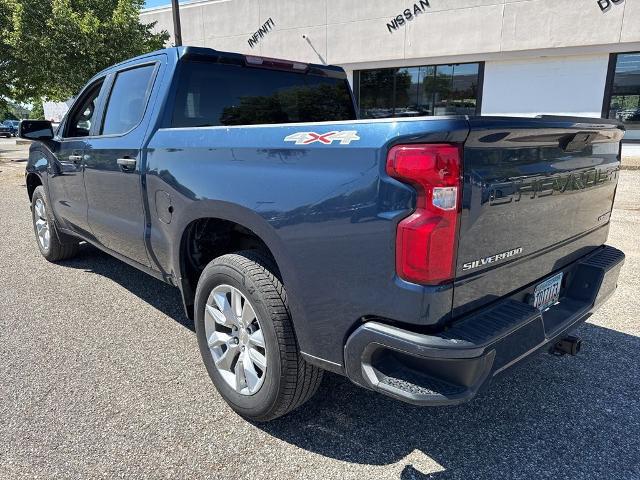 2022 Chevrolet Silverado 1500 4WD Crew Cab Short Bed Custom