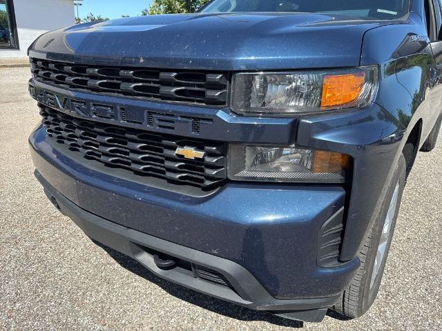 2022 Chevrolet Silverado 1500 4WD Crew Cab Short Bed Custom