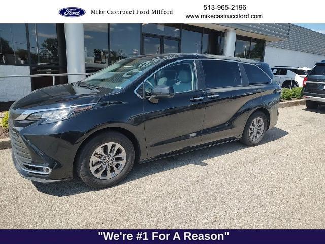 2022 Toyota Sienna XLE for sale near Milford, OH