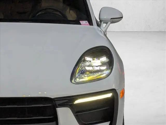 2026 Porsche Macan T