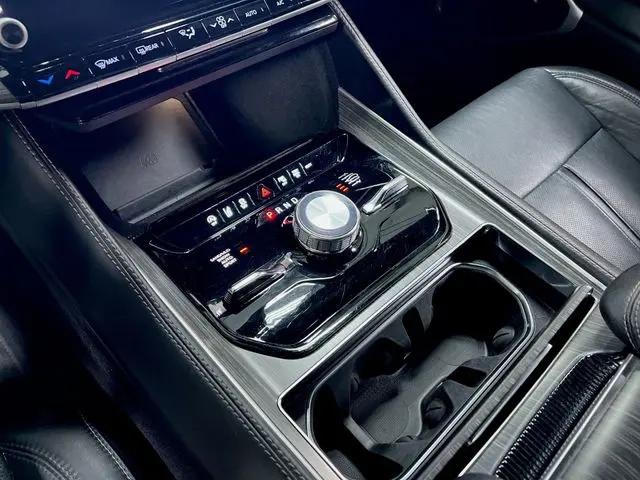 2024 Jeep Wagoneer Series III 4x4
