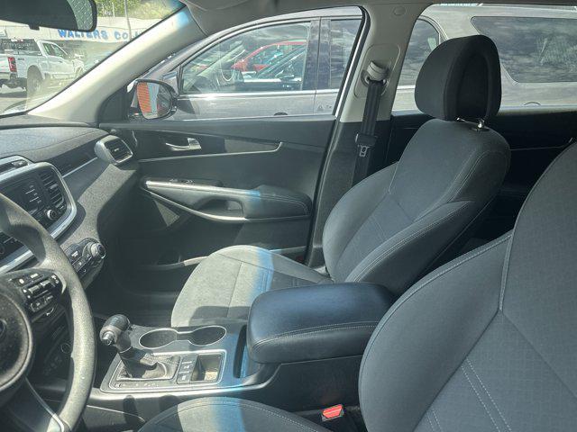 2016 Kia Sorento 3.3L LX