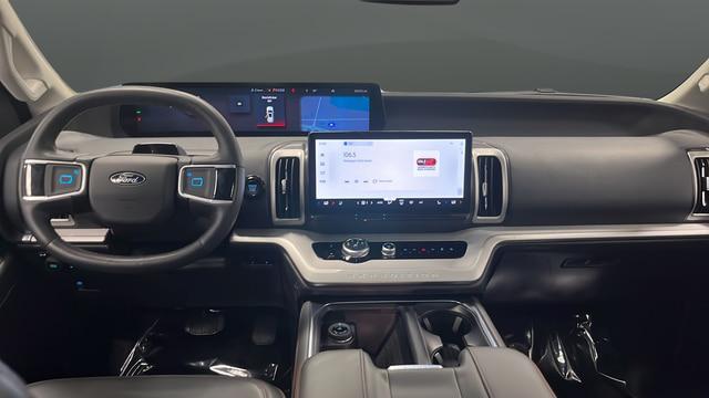 2025 Ford Expedition Active MAX