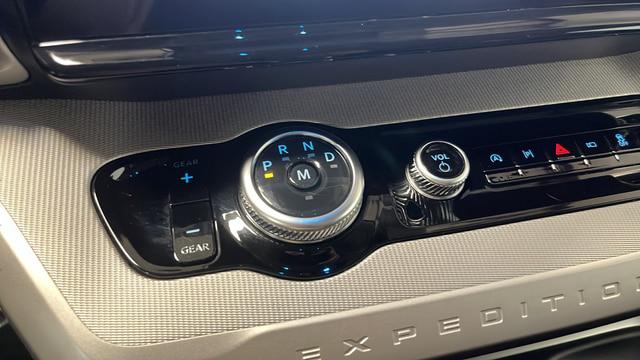 2025 Ford Expedition Active MAX