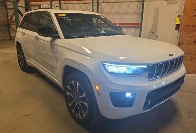 2023 Jeep Grand Cherokee Overland 4x4