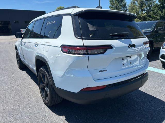 2023 Jeep Grand Cherokee L Altitude 4x4 2023 Jeep Grand Cherokee L Altitude 4x4