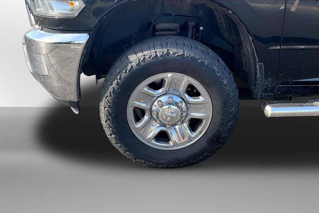 2017 Ram 2500 Tradesman Crew Cab 4x4 64 Box