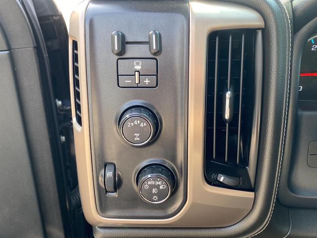 2017 GMC Sierra 3500HD Denali