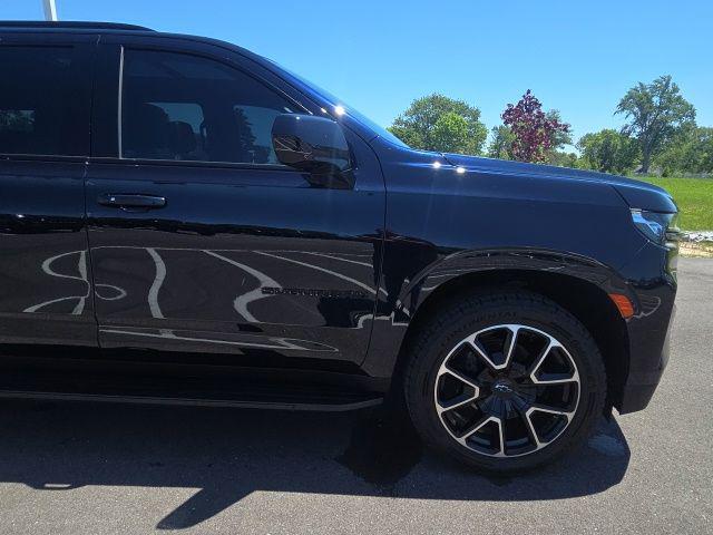 2021 Chevrolet Suburban 4WD RST