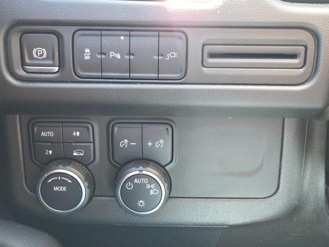 2021 Chevrolet Suburban 4WD RST