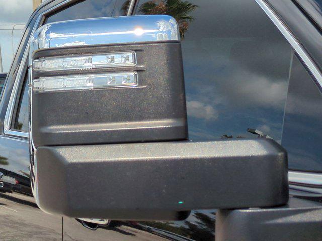 2022 GMC Sierra 3500HD 4WD Crew Cab Standard Bed Denali