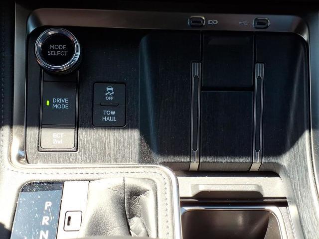 2025 Lexus GX 550 Premium