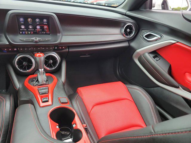 2024 Chevrolet Camaro RWD Coupe 2LT