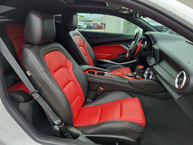 2024 Chevrolet Camaro RWD Coupe 2LT