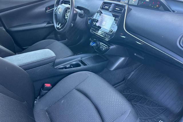 2020 Toyota Prius LE