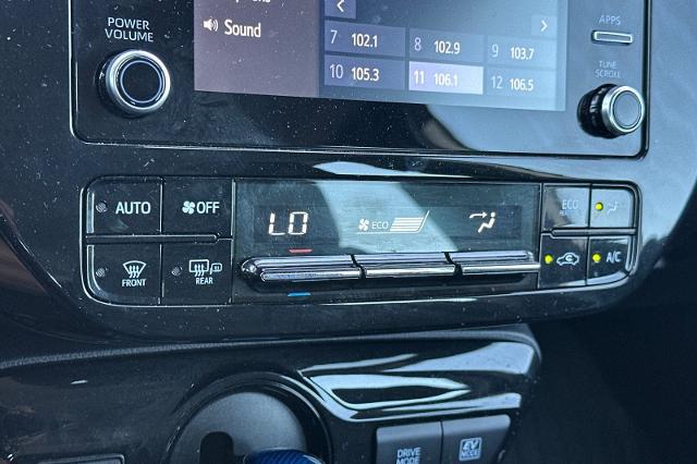 2020 Toyota Prius LE