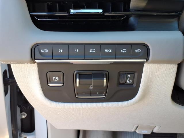 2024 Cadillac Escalade ESV 4WD Sport Platinum
