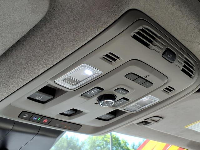 2024 Cadillac Escalade ESV 4WD Sport Platinum