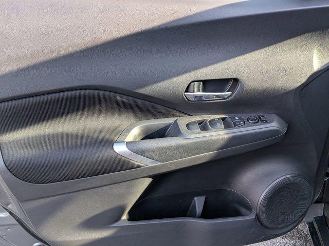 2021 Nissan Kicks SV Xtronic CVT