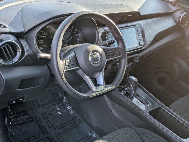 2021 Nissan Kicks SV Xtronic CVT