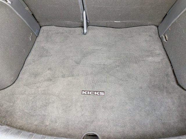 2021 Nissan Kicks SV Xtronic CVT