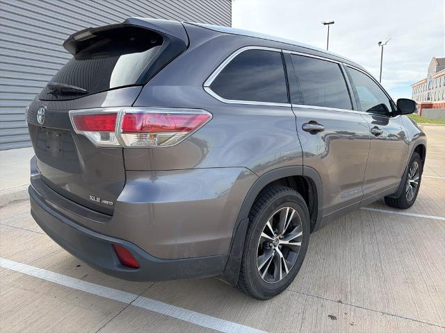 2016 Toyota Highlander XLE V6