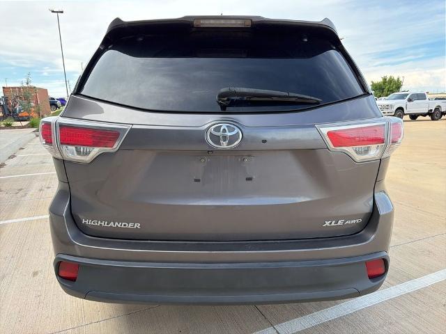 2016 Toyota Highlander XLE V6