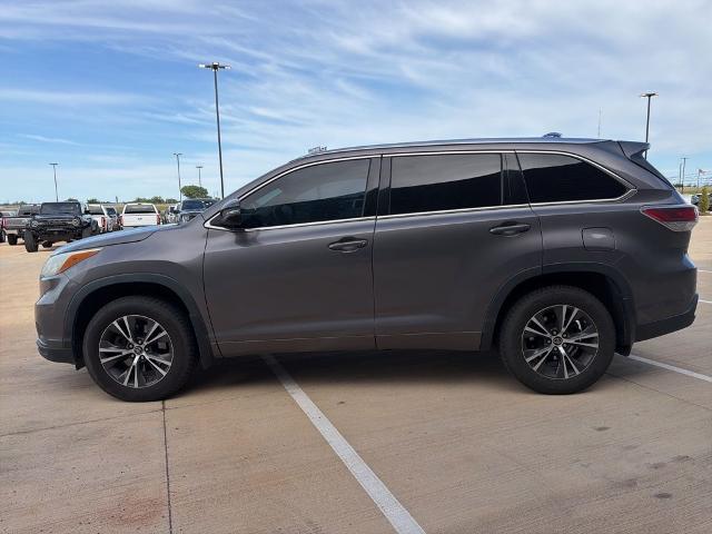 2016 Toyota Highlander XLE V6