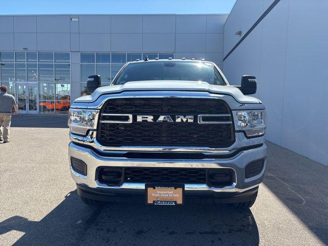 2024 Ram 3500 Tradesman Regular Cab 4x4 8' Box