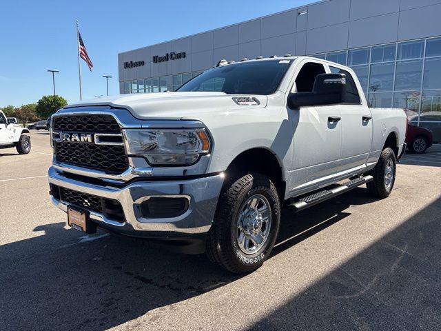2024 Ram 3500 Tradesman Regular Cab 4x4 8' Box