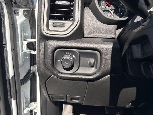 2024 Ram 3500 Tradesman Regular Cab 4x4 8' Box