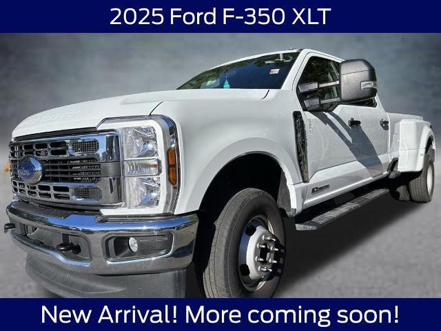 2025 Ford F-350 XLT