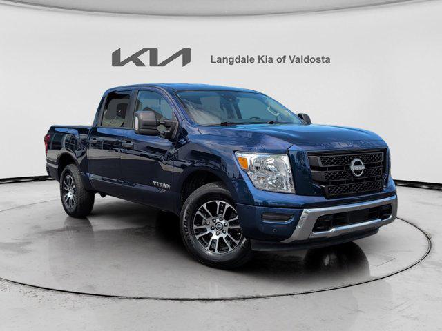 2024 Nissan Titan Crew Cab SV 4x4