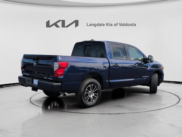 2024 Nissan Titan Crew Cab SV 4x4