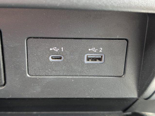 2024 Nissan Titan Crew Cab SV 4x4